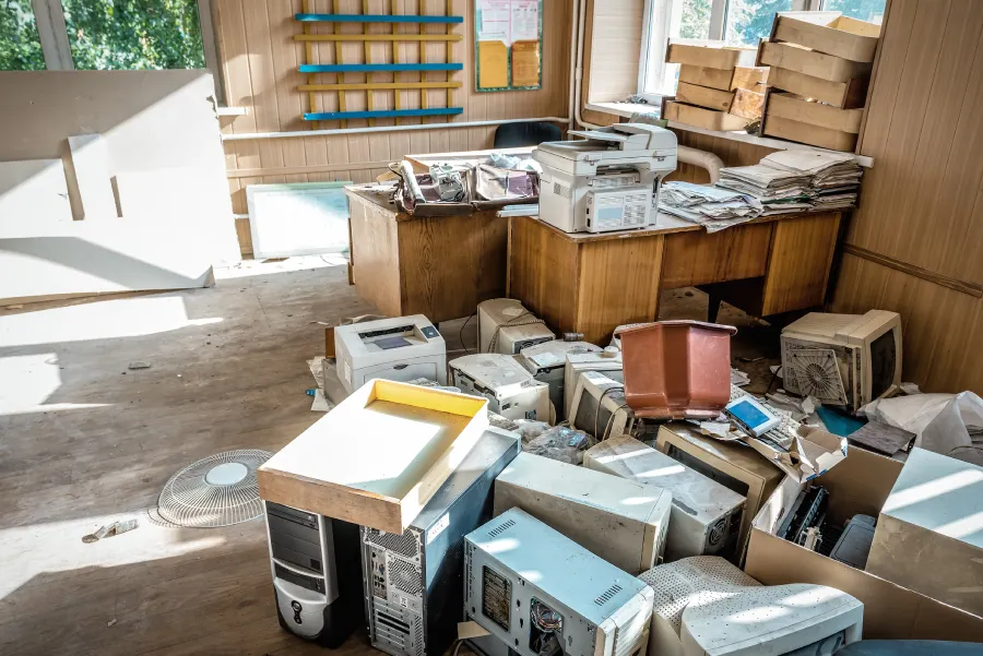 Preparing For Office Furniture Liquidation Before Moving in Methuen, MA Preparing For Office Furniture Liquidation Before Moving in Methuen, MA