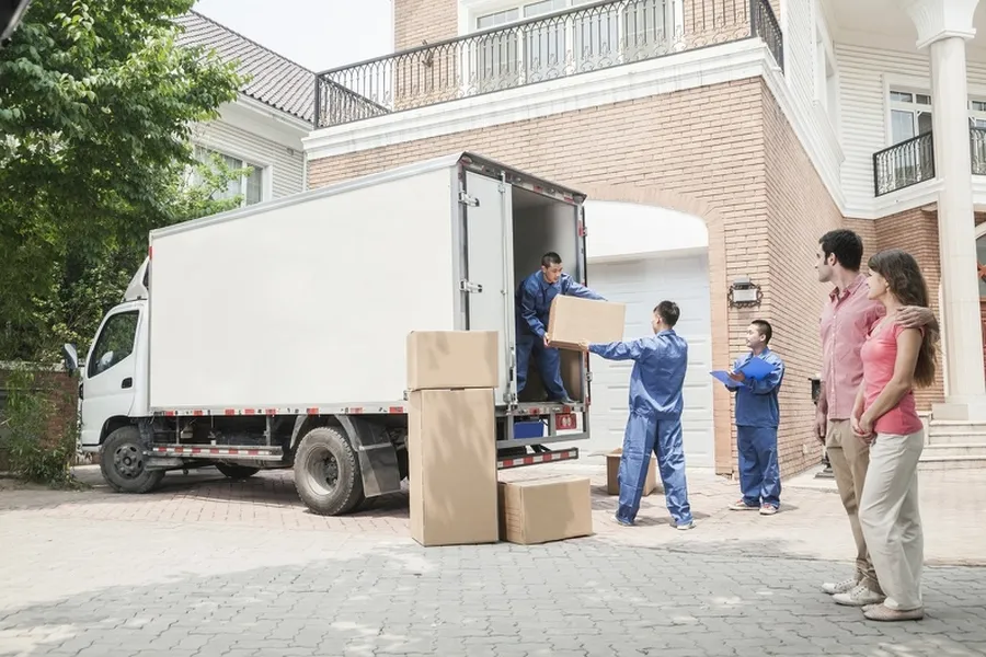 The Benefits Of Hiring Experts For Commercial Moving in Methuen, MA The Benefits Of Hiring Experts For Commercial Moving in Methuen, MA